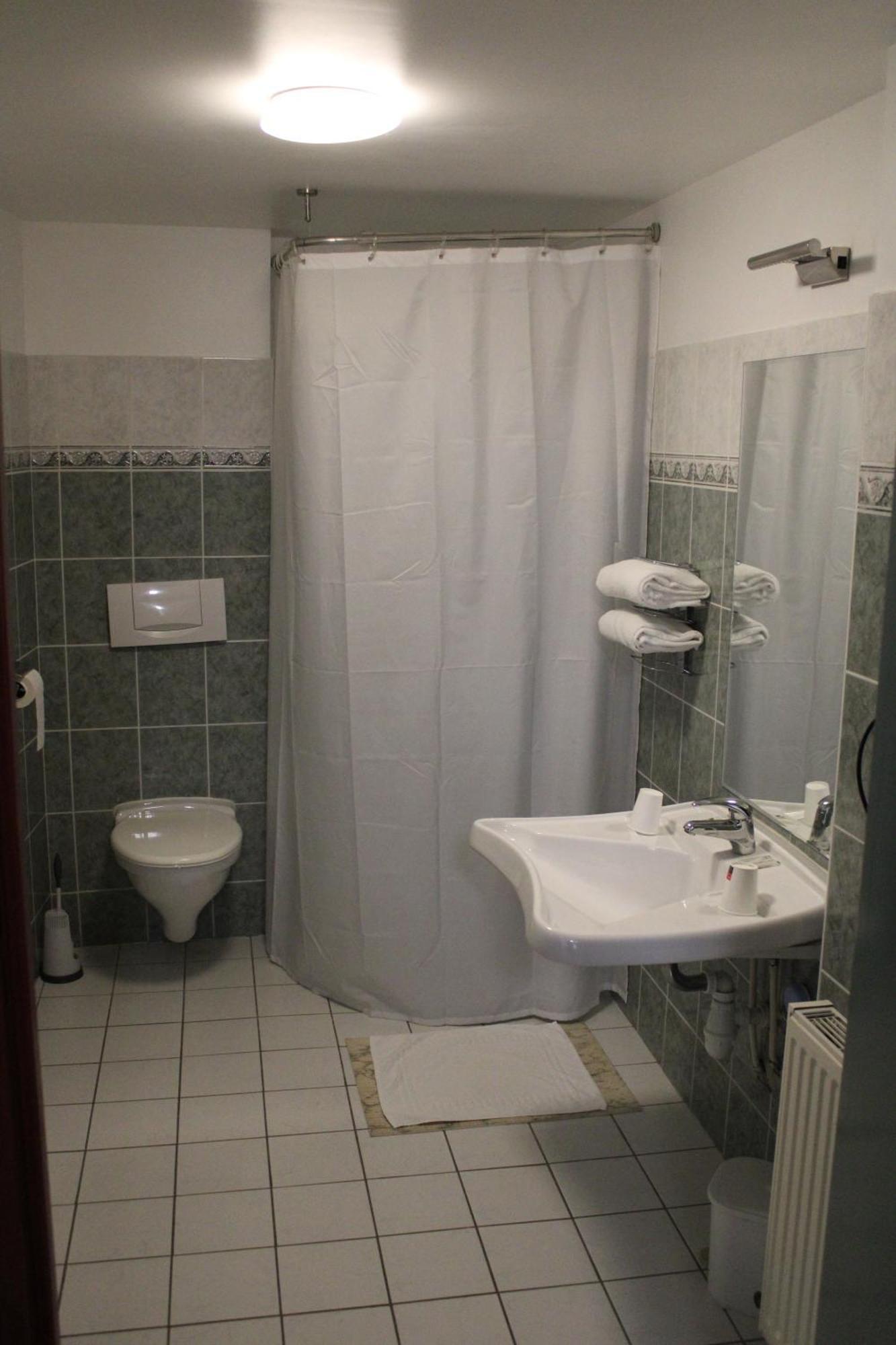 Chambres D'Hotes Du Colvert 포르주레오 외부 사진