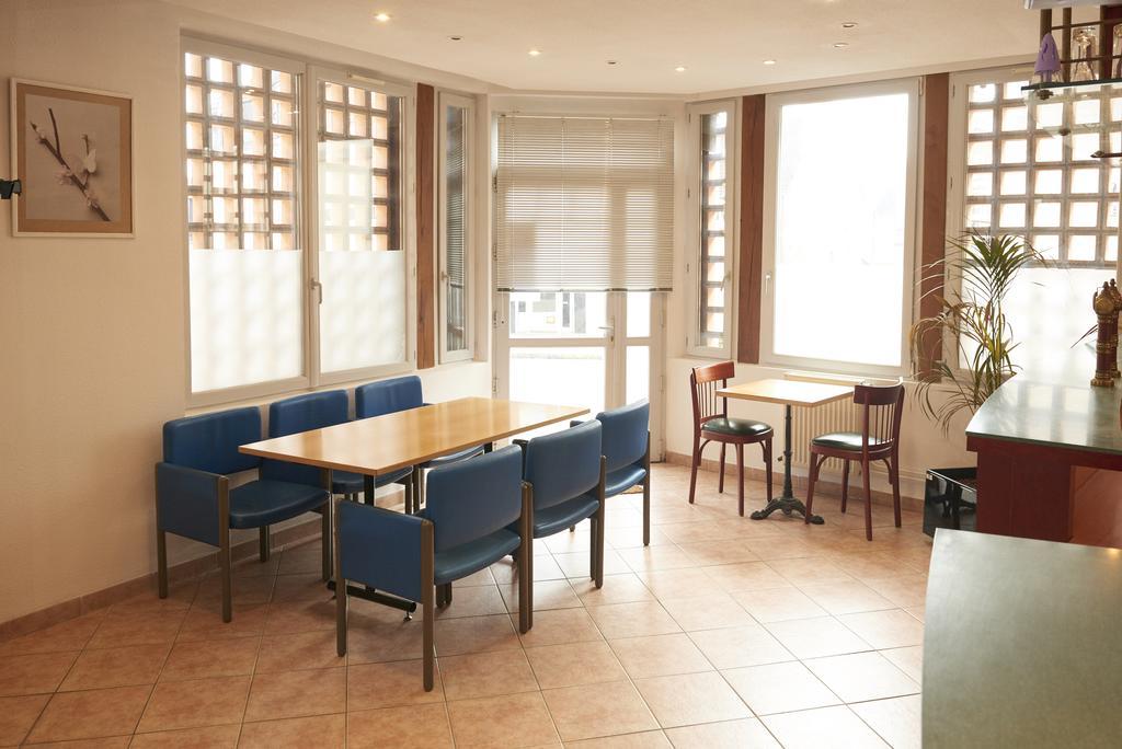 Chambres D'Hotes Du Colvert 포르주레오 외부 사진