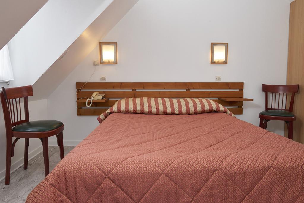 Chambres D'Hotes Du Colvert 포르주레오 외부 사진