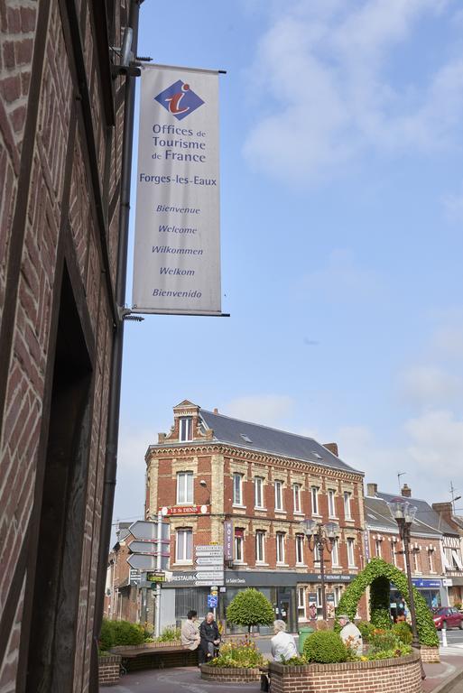 Chambres D'Hotes Du Colvert 포르주레오 외부 사진